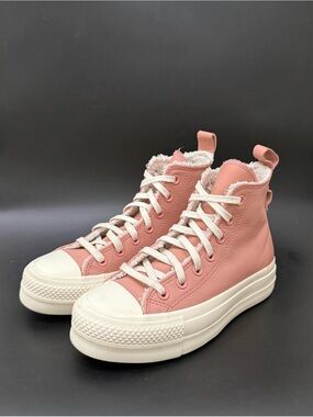 CONVERSE Chuck Taylor All Star Lift Platform High Tops Pink Leather Shoes Size 6
